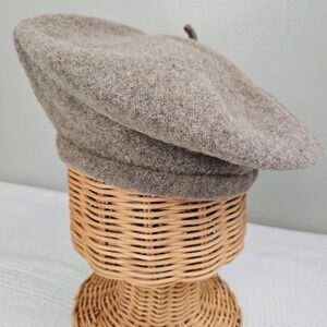 Vintage P.R.T. Ultrabasque 100% Wool Beret Hat Beige Tan